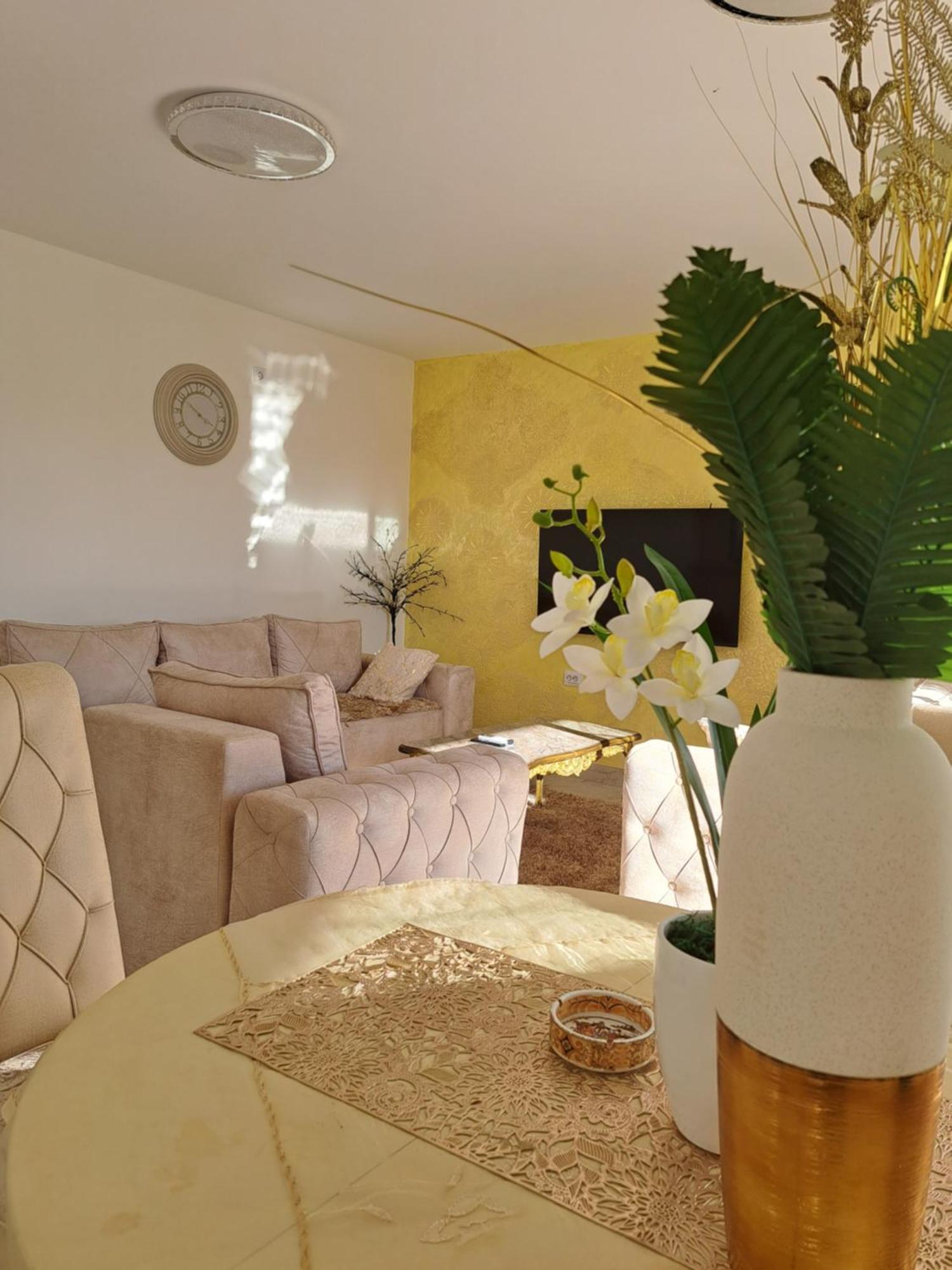 Dina Lux Apartman Jagodina Kültér fotó