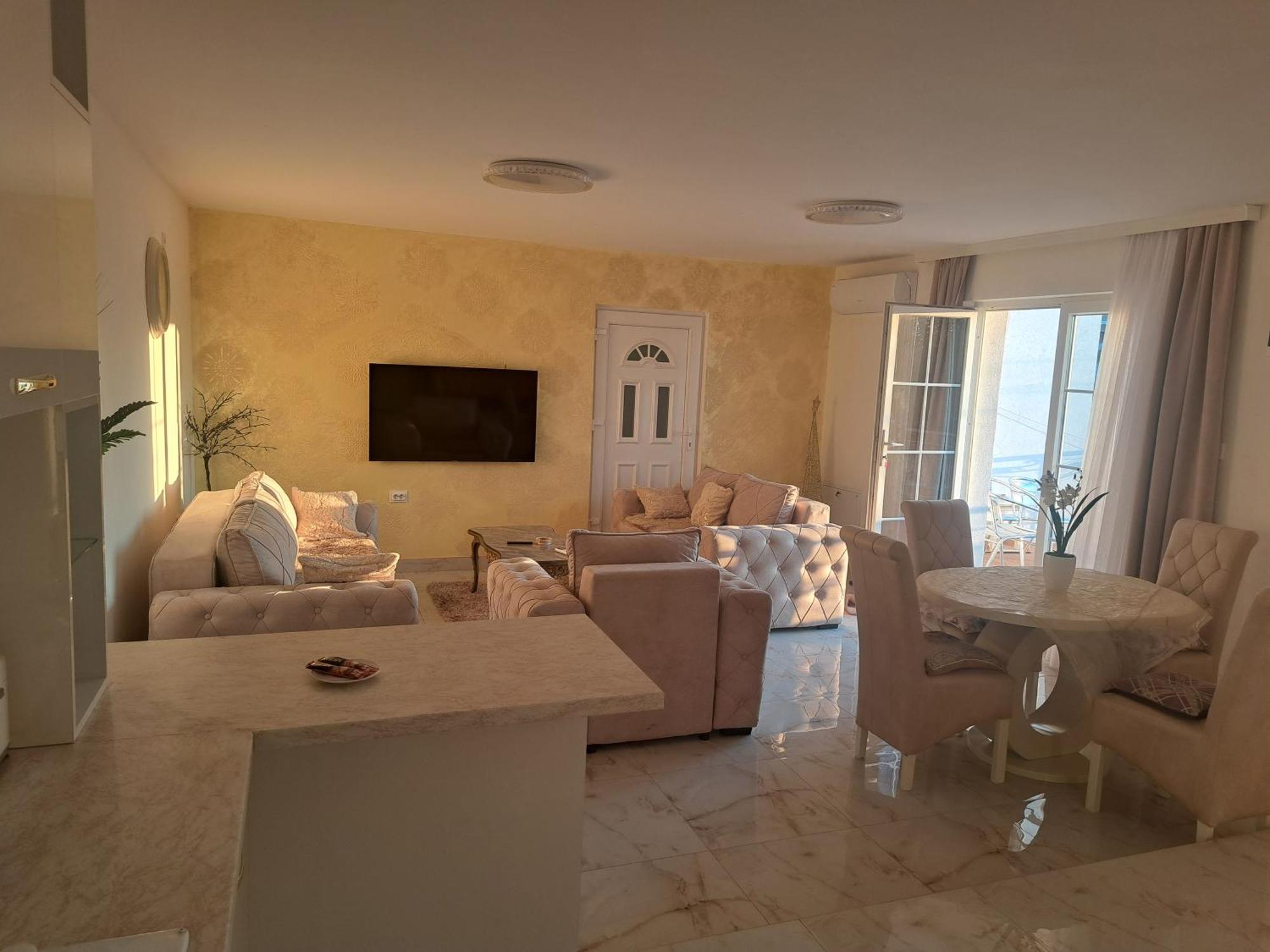 Dina Lux Apartman Jagodina Kültér fotó